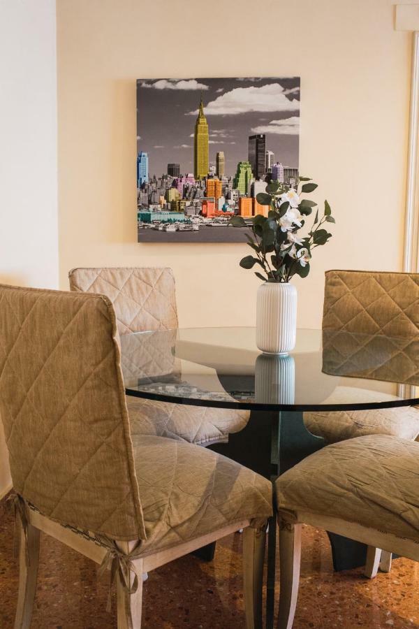 Florit Flats - Cozy 2 Bedroom Apartment By The City Of Arts And Science Valenza Esterno foto